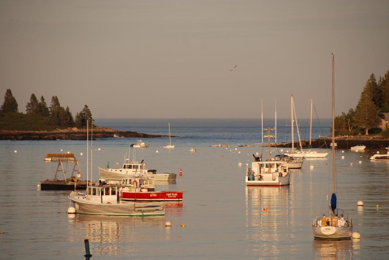 East Wind Inn & Suites Tenants Harbor Buitenkant foto
