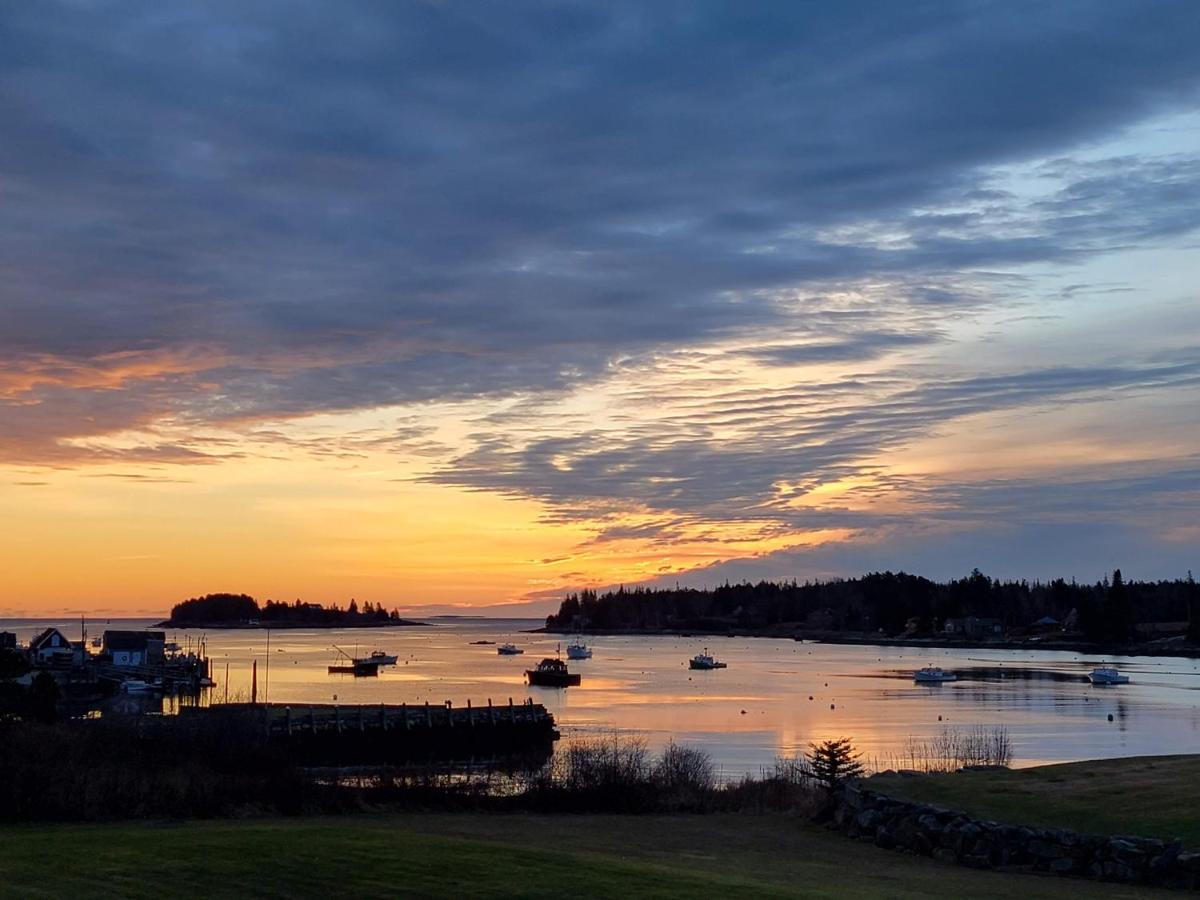 East Wind Inn & Suites Tenants Harbor Buitenkant foto