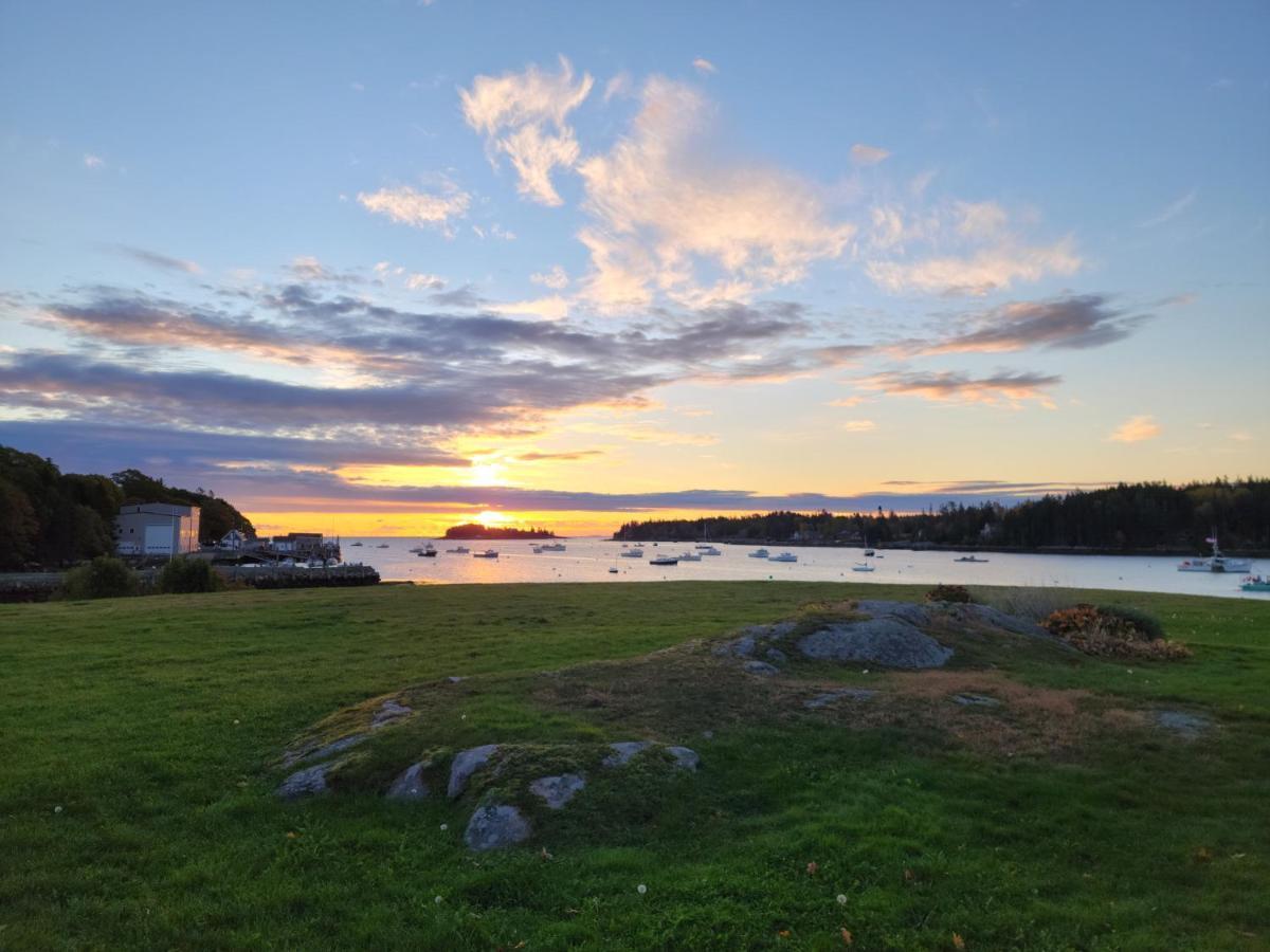 East Wind Inn & Suites Tenants Harbor Buitenkant foto