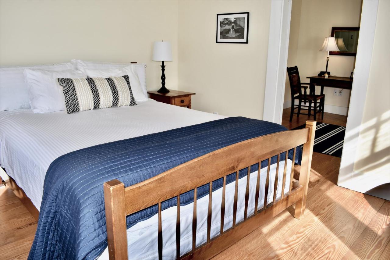East Wind Inn & Suites Tenants Harbor Buitenkant foto
