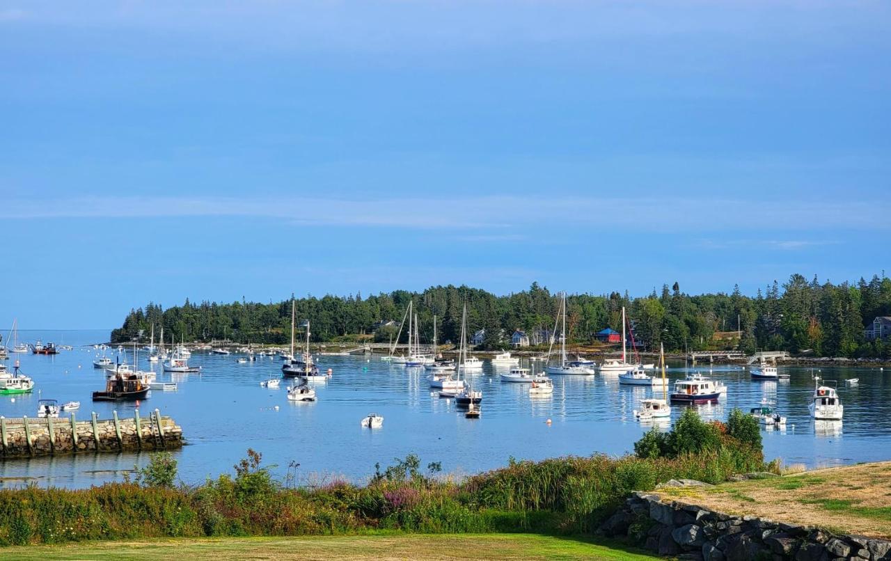 East Wind Inn & Suites Tenants Harbor Buitenkant foto